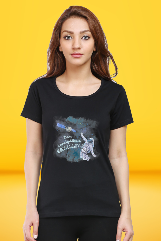Regular T-Shirt - i am lonely like a satelite