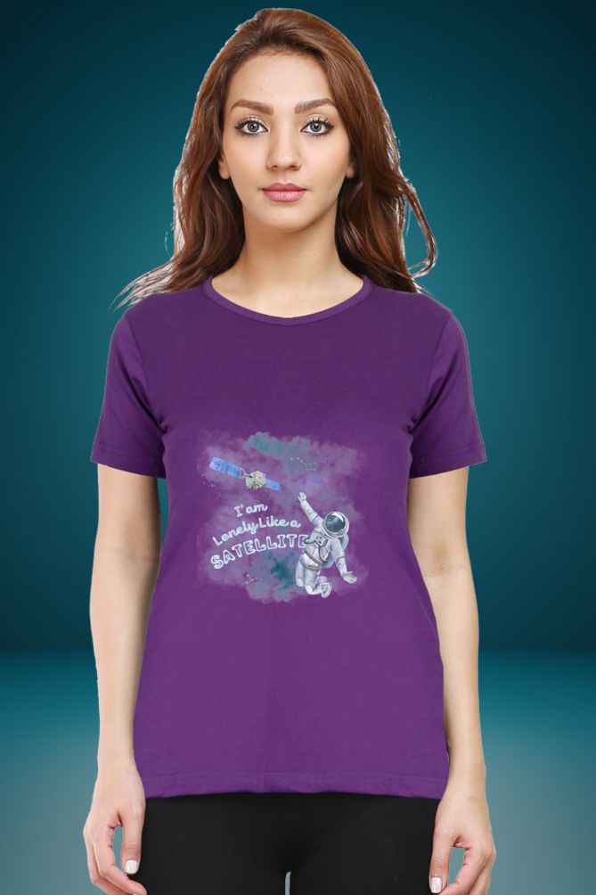 Regular T-Shirt - i am lonely like a satelite